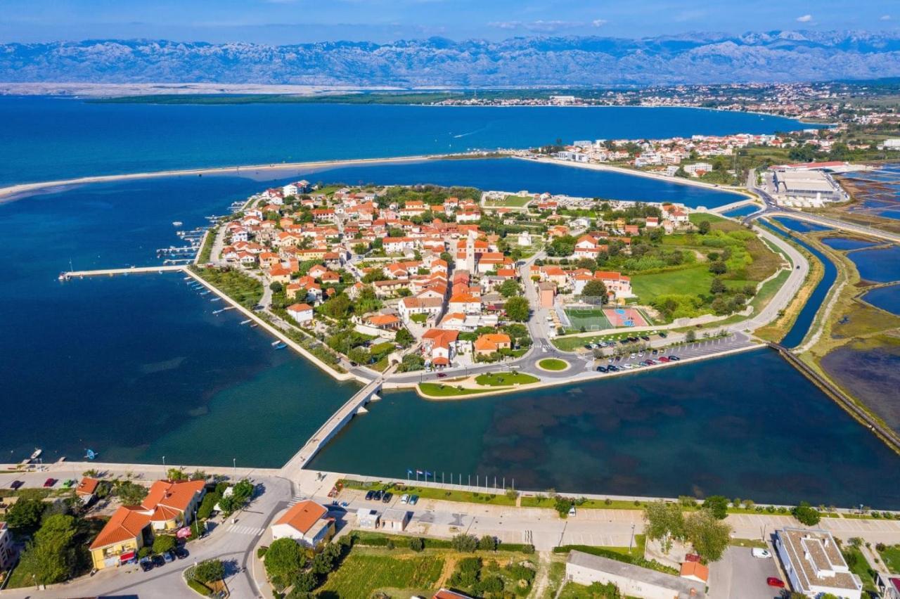 Apartments By The Sea Nin, Zadar - 18457 Esterno foto